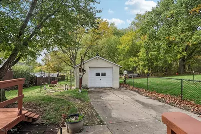 1674 Betz Drive, Akron, OH 44306 - Photo 27