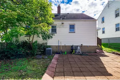 1217 Swearingen Road, Weirton, WV 26062 - Photo 7