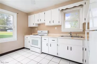 1217 Swearingen Rd, Weirton, WV 26062 - Photo 15