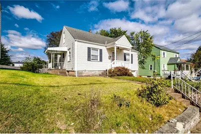 1217 Swearingen Road, Weirton, WV 26062 - Photo 5