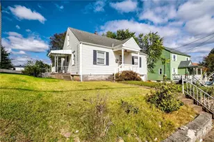 1217 Swearingen Rd, Weirton, WV 26062 - Photo 5