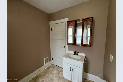 332 Pine Street, Zanesville, OH 43701 - Photo 19