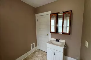 332 Pine St, Zanesville, OH 43701 - Photo 19