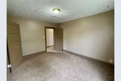 332 Pine Street, Zanesville, OH 43701 - Photo 15