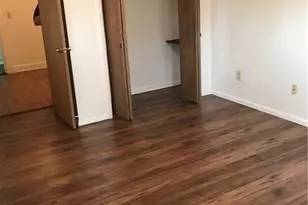 2067 Carabel Ave, Oakwood, OH 44107 - Photo 7