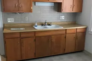 2067 Carabel Ave, Oakwood, OH 44107 - Photo 5