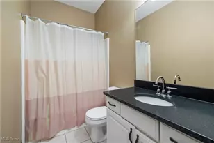 1095 Arrowhead Dr, Vermilion, OH 44089 - Photo 33