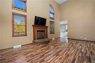 1095 Arrowhead Dr, Vermilion, OH 44089 - Photo 7