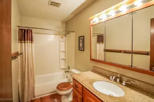 2982 Fair Oaks Dr, Norton, OH 44203 - Photo 19