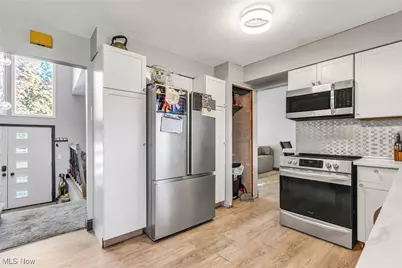 10060 Ridgewood Drive, Twinsburg, OH 44087 - Photo 9