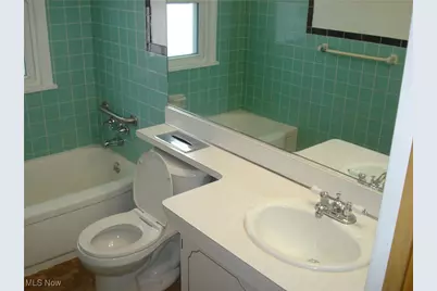 2253 E 290th Street, Wickliffe, OH 44092 - Photo 17