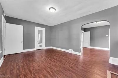 414 E 147th Street #DN, Loveland, OH 44110 - Photo 7