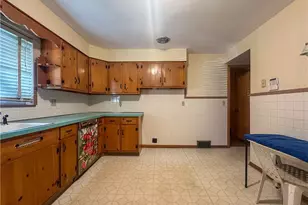 703 Melwood Dr NE, Warren, OH 44483 - Photo 15
