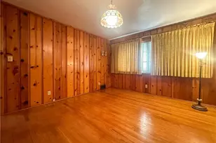 703 Melwood Dr NE, Warren, OH 44483 - Photo 17