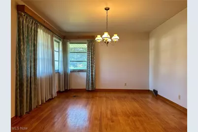 703 Melwood Drive NE, Warren, OH 44483 - Photo 11