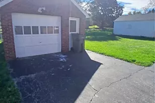 1351 Douglas Ave, Youngstown, OH 44502 - Photo 23