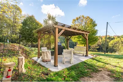 2501 Downing Street SW, East Sparta, OH 44626 - Photo 5