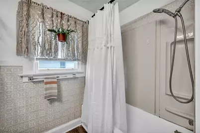 218 Cornell Avenue, Elyria, OH 44035 - Photo 19