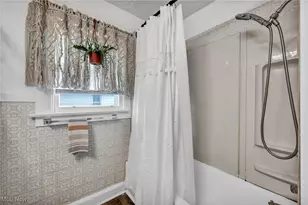 218 Cornell Ave, Elyria, OH 44035 - Photo 19