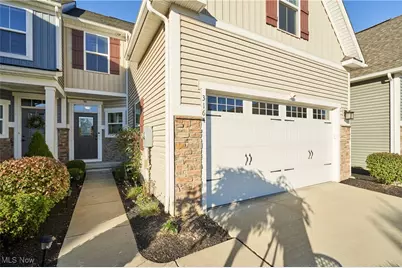 3164 Old Mill Drive, Cuyahoga Falls, OH 44223 - Photo 1