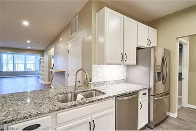 3164 Old Mill Drive, Cuyahoga Falls, OH 44223 - Photo 13