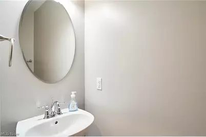 3164 Old Mill Drive, Cuyahoga Falls, OH 44223 - Photo 33