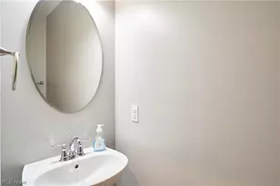 3164 Old Ml Dr, Cuyahoga Falls, OH 44223 - Photo 33