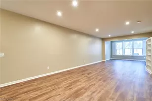 3164 Old Ml Dr, Cuyahoga Falls, OH 44223 - Photo 9