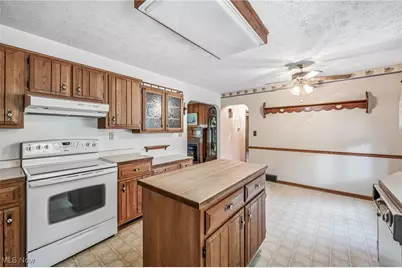 1558 Portal Drive NE, Howland, OH 44484 - Photo 15