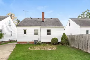 24891 Zeman Ave, Euclid, OH 44123 - Photo 19