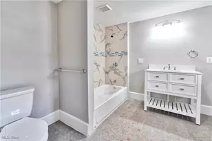 2215 W 105th St, Loveland, OH 44102 - Photo 9