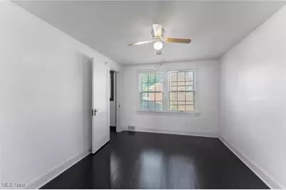 4038 Sunset Boulevard, Youngstown, OH 44512 - Photo 23