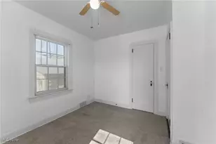 4038 Sunset Blvd, Youngstown, OH 44512 - Photo 17