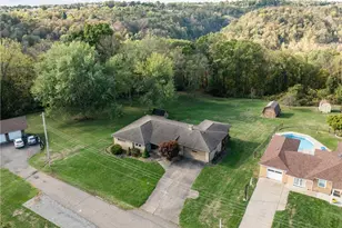 567 Sealock Ave, Steubenville, OH 43952 - Photo 43