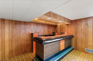 567 Sealock Ave, Steubenville, OH 43952 - Photo 31