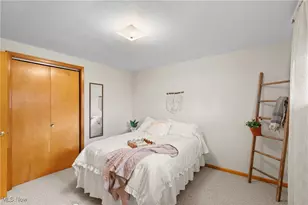 567 Sealock Ave, Steubenville, OH 43952 - Photo 23