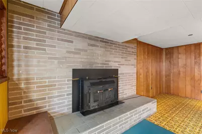 567 Sealock Avenue, Steubenville, OH 43952 - Photo 33