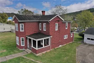 705 Main St, Pennsboro, WV 26415 - Photo 3
