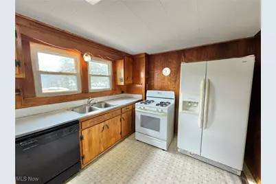 705 Main Street, Pennsboro, WV 26415 - Photo 25