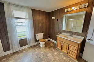 705 Main St, Pennsboro, WV 26415 - Photo 39