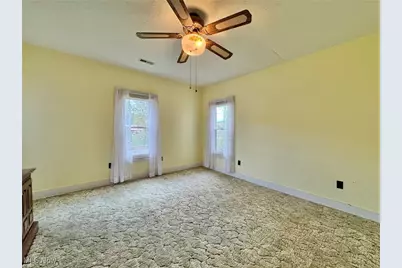 705 Main Street, Pennsboro, WV 26415 - Photo 31