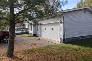 322 Morgan Terrace, Roaming Shores, OH 44084 - Photo 3