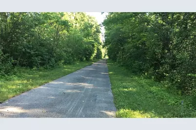 322 Morgan Terrace, Roaming Shores, OH 44084 - Photo 35