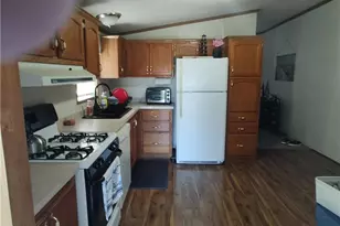 322 Morgan Terrace, Roaming Shores, OH 44084 - Photo 11