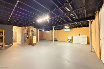 677 N State Street, Painesville, OH 44077 - Photo 17