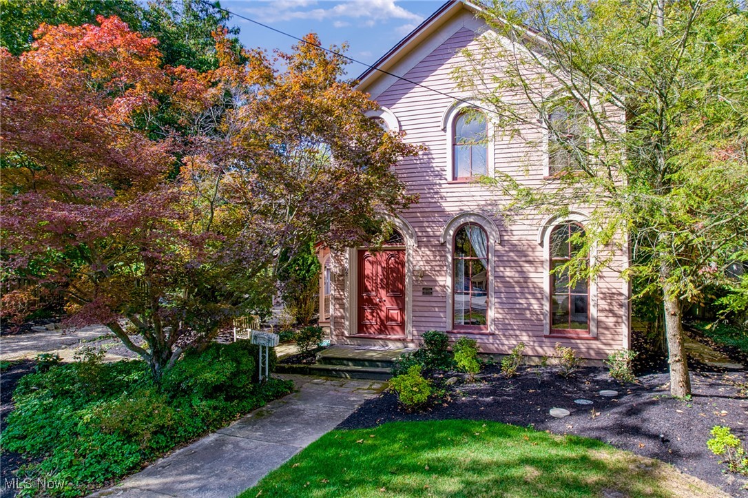 7562 River Rd, Olmsted Falls, OH 44138 - MLS 5165263 - Coldwell Banker