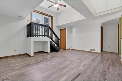 852 Wallace Road, Little Hocking, OH 45742 - Photo 9