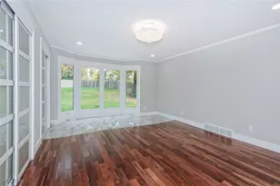 20601 Shelburne Rd, Huber Heights, OH 44122 - Photo 13