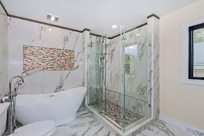 20601 Shelburne Road, Huber Heights, OH 44122 - Photo 15