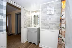 13 Mechanics St, Shiloh, OH 44878 - Photo 9